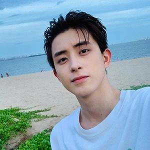 ออส