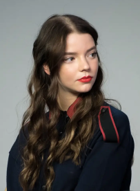 Laura Tanner  | ลอร์ร่า แทนเนอร์
